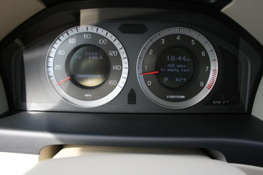  Volvo S80 AWD V8 2007 года  (фото 7 из 45)